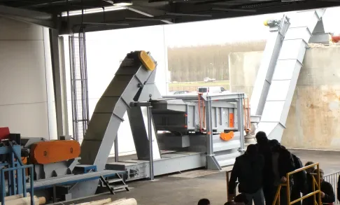 Sistemas de recepción, transporte, almacenamiento y dosificación de sólidos